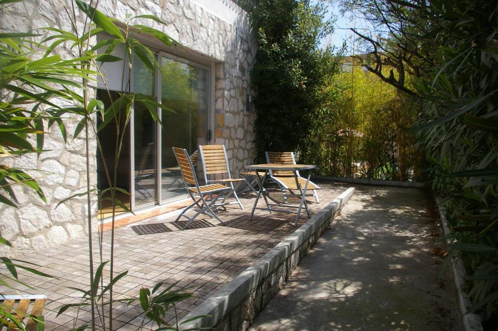 Mandara Hotel Αντίμπ Δωμάτιο φωτογραφία